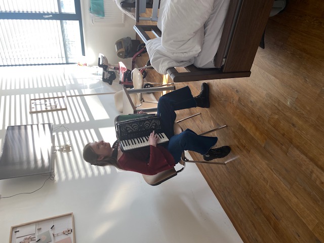 Hraní a zpívání s Tamarou