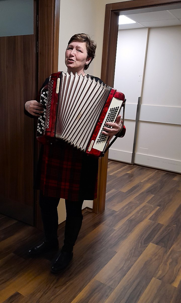Když harmonika zahraje, srdce zpívá