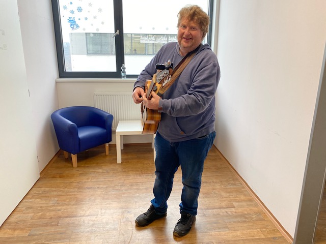 Kytara, zpěv a smoothie